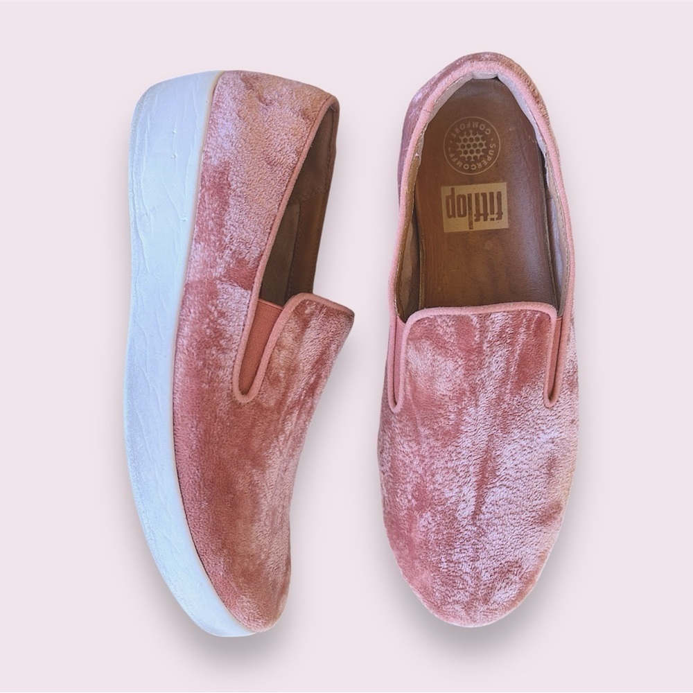 FitFlop velour pink lightweight slip ons, hollow bed leather insole, sz 7/ 6.5US